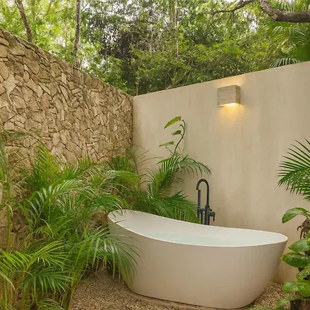 Holiday home Eco Luxury With Garden Bathtub And Private Pool *