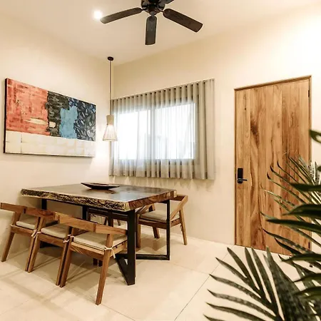 Stylish 3bd3ba In Tulum's Neighborhood Holiday home