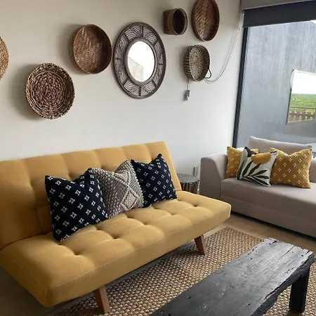 Luxury 3bd With Balcony And Rooftop Pool