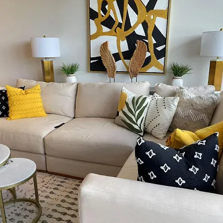 Apartment Luxury 3bd With Balcony And Rooftop Pool *