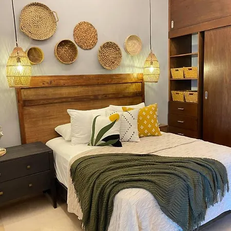 Luxury 3bd With Balcony And Rooftop Pool *