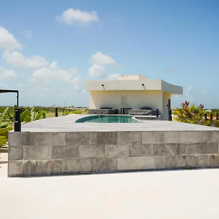 Mistiq Gardens Tulum