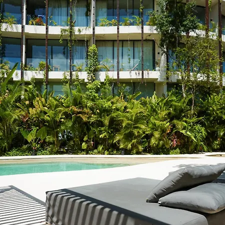 Apartment Mistiq Gardens