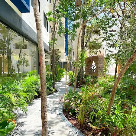 Lux 2 Bd Corner W Swim Up Pool Aldea Zama *