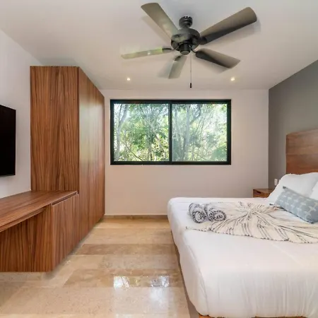 Lux 2 Bd Corner W Swim Up Pool Aldea Zama
