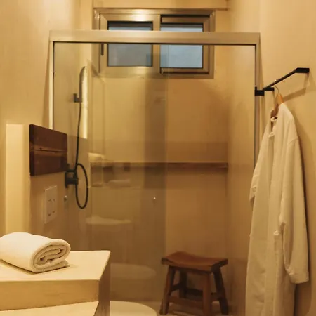 Retreat For 10 With Rooftop Pool And Panoramic Views *