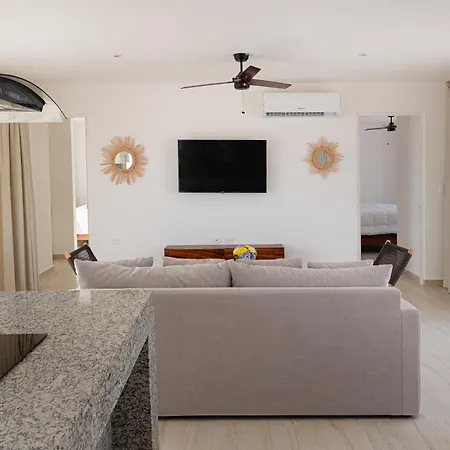 Penthouse Blue Luxury Kukulkan Apartment *