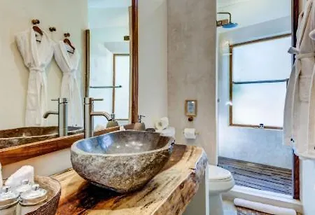 Aldea Beachfront Villa Tulum