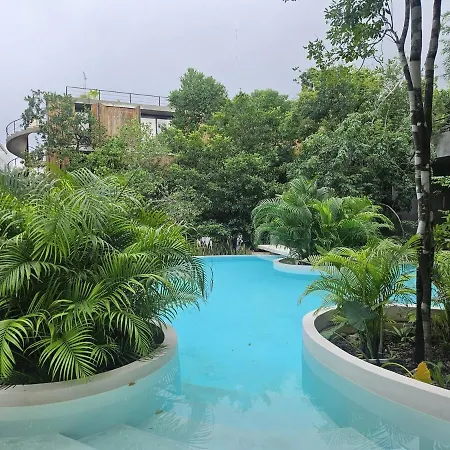New Bamboo Serena Pool & Jacuzzi Tulum