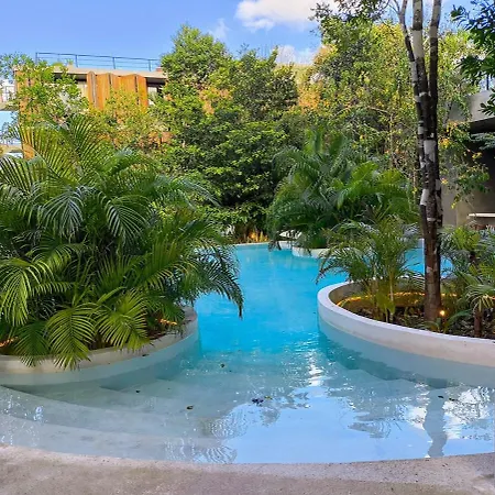 New Bamboo Serena Pool & Jacuzzi *