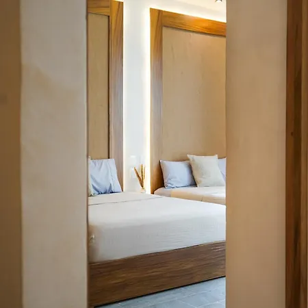 Otonomus Aparthotel Tulum