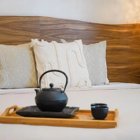 Otonomus Aparthotel Tulum