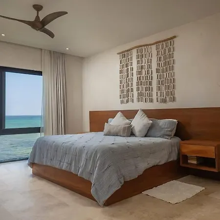 Apartment 3br Beachfront With Private Rooftop At Tankah Bay