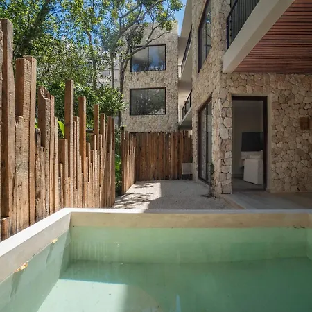 Luxury And Private Pool In