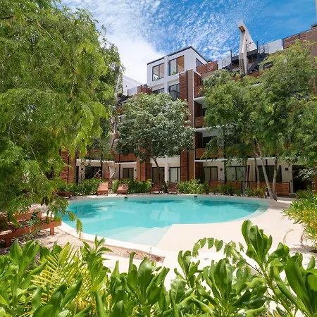 With Private Rooftop In Tulum, 2 Br Apartamento