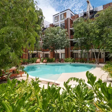 With Private Rooftop In Tulum, 2 Br *
