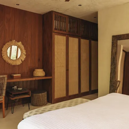 Serenidad - Luxury Retreat In Villa