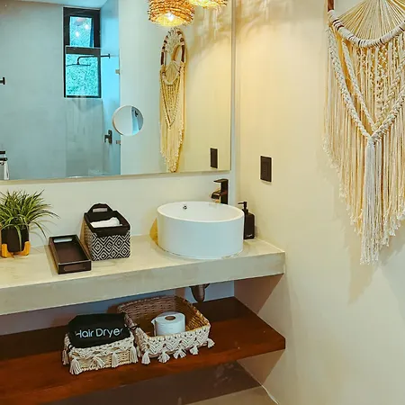 La Linda Luxury Two Story Huge Terrace Next To The Pool Apartamento