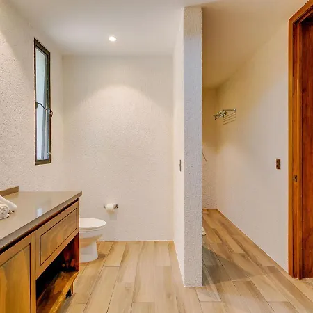 Luxurious Oasis Jacuzzi With Art Gallery And Pool * Tulum
