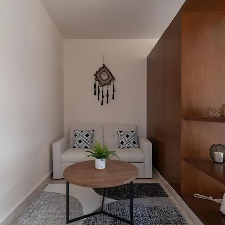 Peregrina Lux Aparthotel 4*
