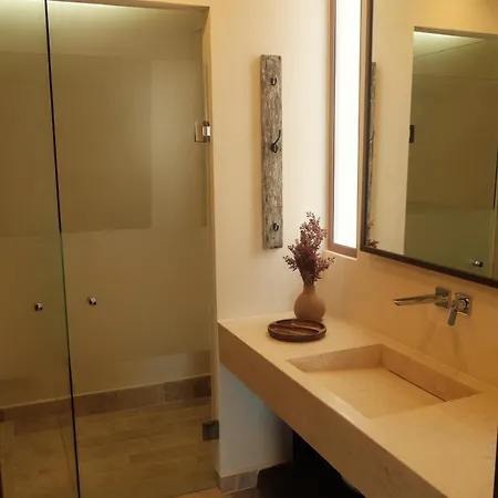 Kaoba Oceanfront Residences Apartment