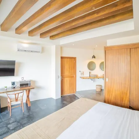 Apartment Secluded Jungle Free Access To Club