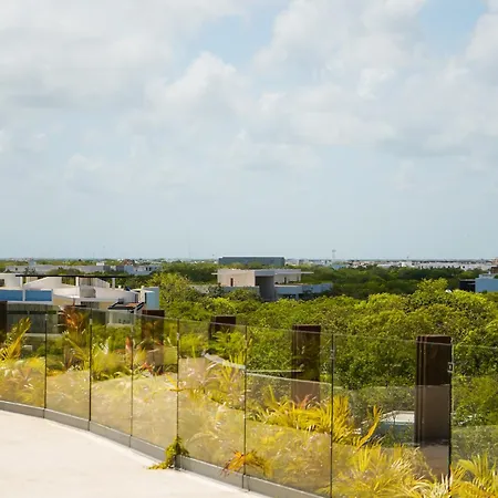 Mistiq Gardens 2 Apartment *