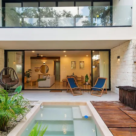 Tropical 2 Bedroom | Private Balcony & Rooftop | Casago Holiday home Tulum