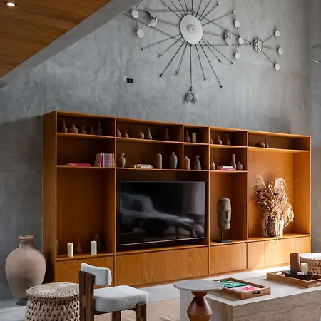 Holiday home Brutalist 7br Masterpiece Design, Luxury Pool *