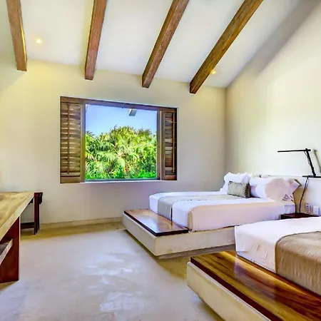 Beachfront In Villa *