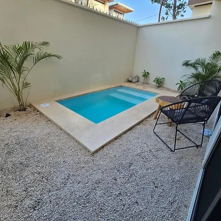 Full Private Pool, 1 Bed, 1 Sofa, 1 Inflatable Apartment
