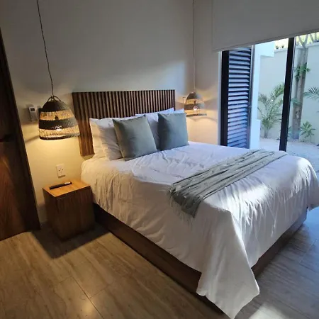 Full Private Pool, 1 Bed, 1 Sofa, 1 Inflatable Apartment