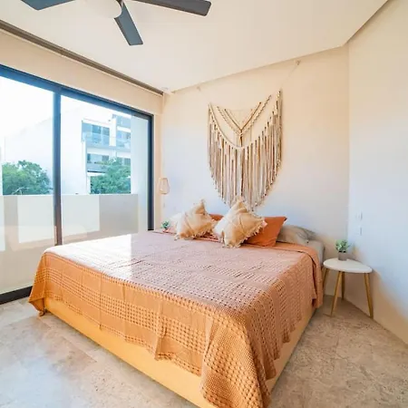 Apartment Chic And Elegant Escape In