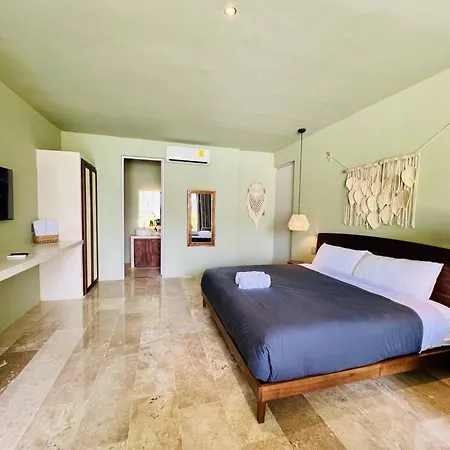 Apartment Private Pool New Jungle King Bed Wifi 204 *