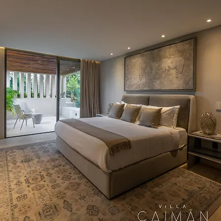Caiman *