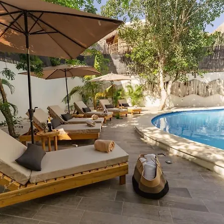 La Veleta - Trendy - Pool View Inn *