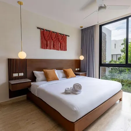 Apartment Luxury Penthouse Private Rooftop Pool Concierge *