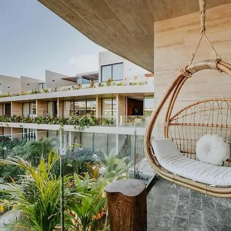 Luxury Penthouse With Private Rooftop Pool Apartment