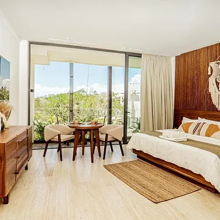 Apartment Luxurious 6 Minutes From The *