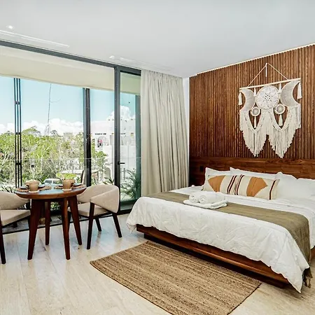Luxurious 6 Minutes From The Apartment Tulum