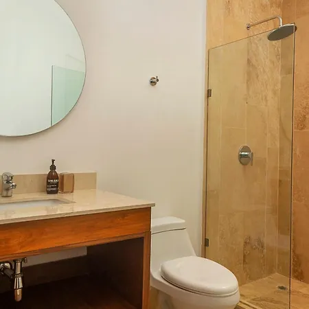 Relaxing 2br Omara With Direct Pool Access