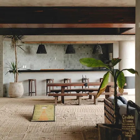 Apartment Beachfront 3br With Private Rooftop And Lounge Pool, Tankah Bay Tulum
