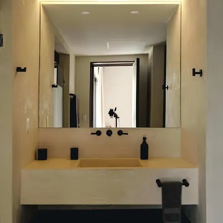 Beachfront 3br With Private Rooftop And Lounge Pool, Tankah Bay Tulum