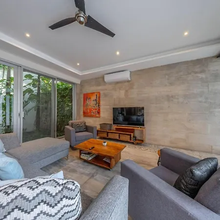 Holiday home Cuatro Vientos Close To Shops Pool Up 12 Ppl *