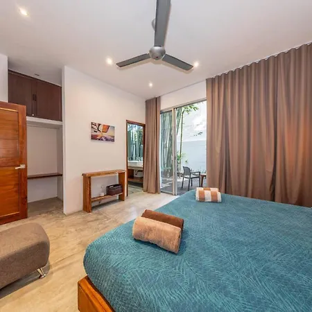 Cuatro Vientos Close To Shops Pool Up 12 Ppl Holiday home *