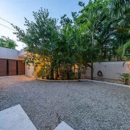 Cuatro Vientos Close To Shops Pool Up 12 Ppl * Tulum