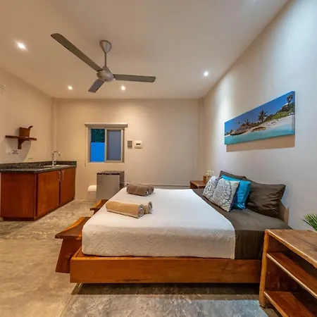 Cuatro Vientos Close To Shops Pool Up 12 Ppl Holiday home