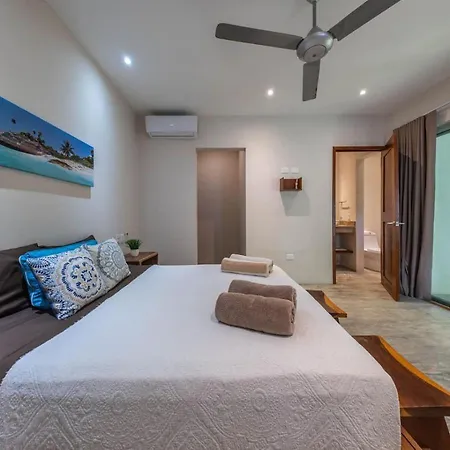 Cuatro Vientos Close To Shops Pool Up 12 Ppl Holiday home *