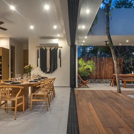 Casa Sabal - Luxury Villa, 5 Suites, Gated Community, Concierge Tulum