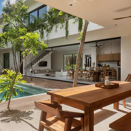 Villa Casa Sabal - Luxury Villa, 5 Suites, Gated Community, Concierge